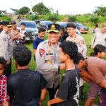 Wakapolri Tinjau Lokasi Banjir Aceh Tamiang, Pastikan Bantuan Logistik Hingga Peralatan Khusus Segera Dikirim