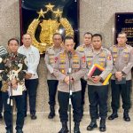 Kapolri dan Menteri Kehutanan Bentuk Satgas Gabungan Telusuri Temuan Kayu yang diduga akibatkan Bencana di Aceh dan Sumatera