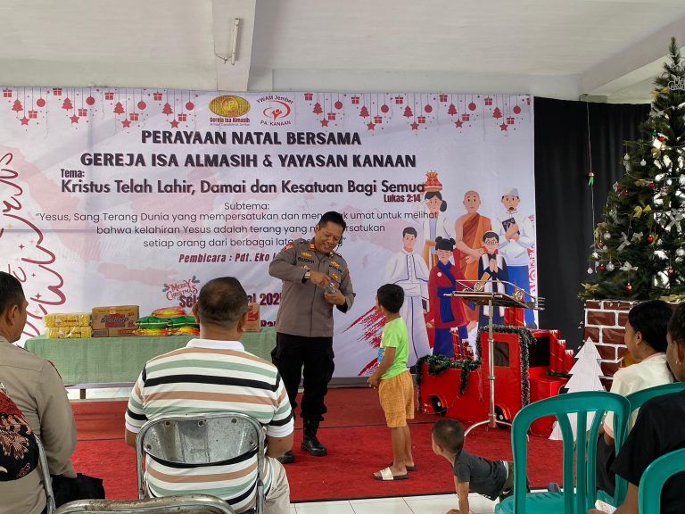 Polres Jember Berbagi Kasih ke Panti Asuhan Sambut Perayaan Natal